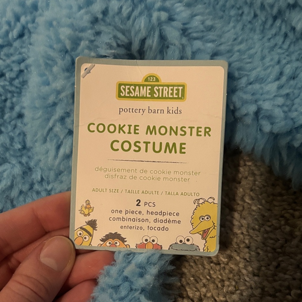 Pottery Barn Cookie Monster Adult NWT M/L - Picture 2 of 7